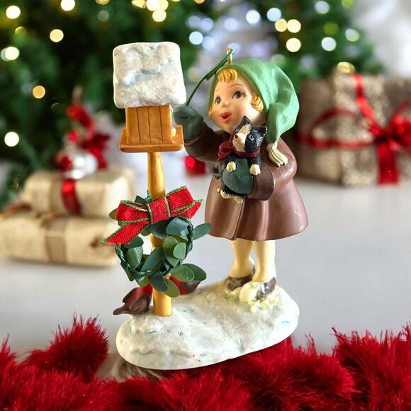 Hallmark Keepsakes 2003 What Child Is This Nativity Scene Kid Ornament - Picture 2 of 5